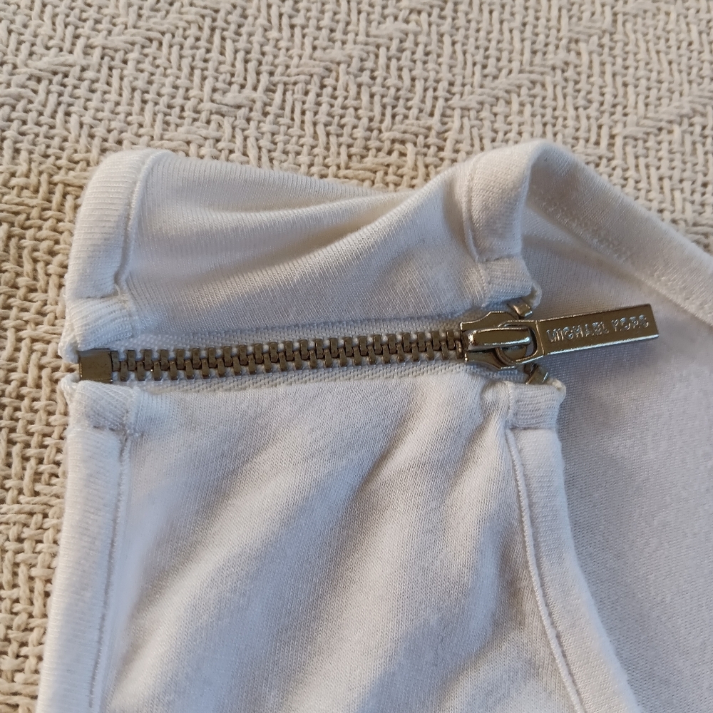 donate! Michael Kors ♡ sleeveless top - Picture 4 of 8